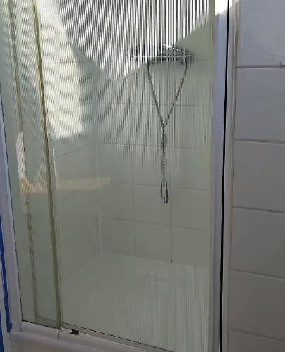 לינה וארוחת בוקר D'hote